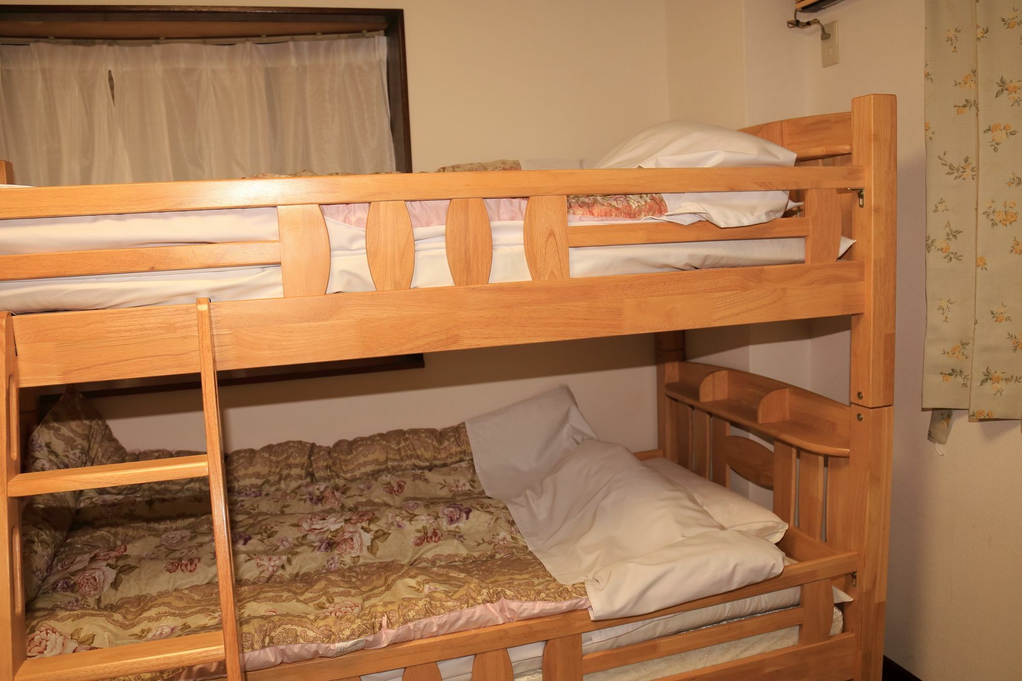 Guest House Fun Осака Екстериор снимка